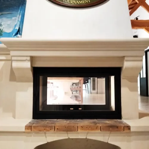 Porte vitrée sur mesure de cheminée double face en Gironde